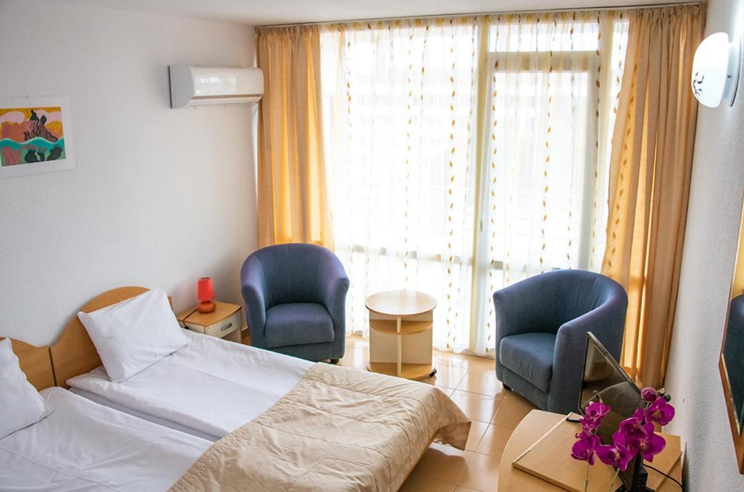 Hotel Mures Saturn Exterior photo
