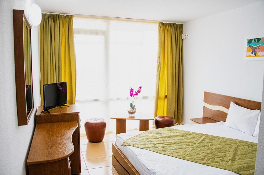 Hotel Mures Saturn Exterior photo